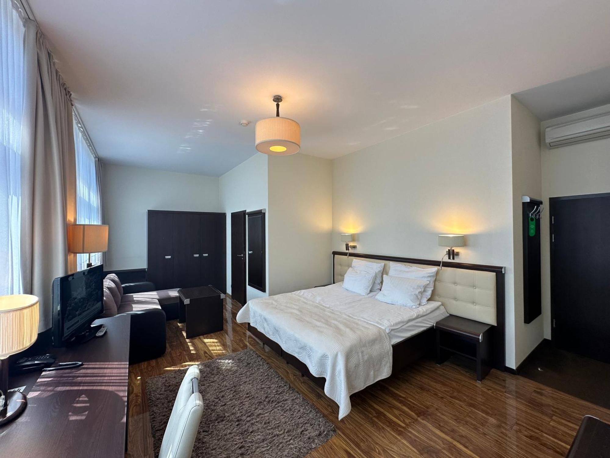 רומיה Hotel Business Faltom Gdynia מראה חיצוני תמונה