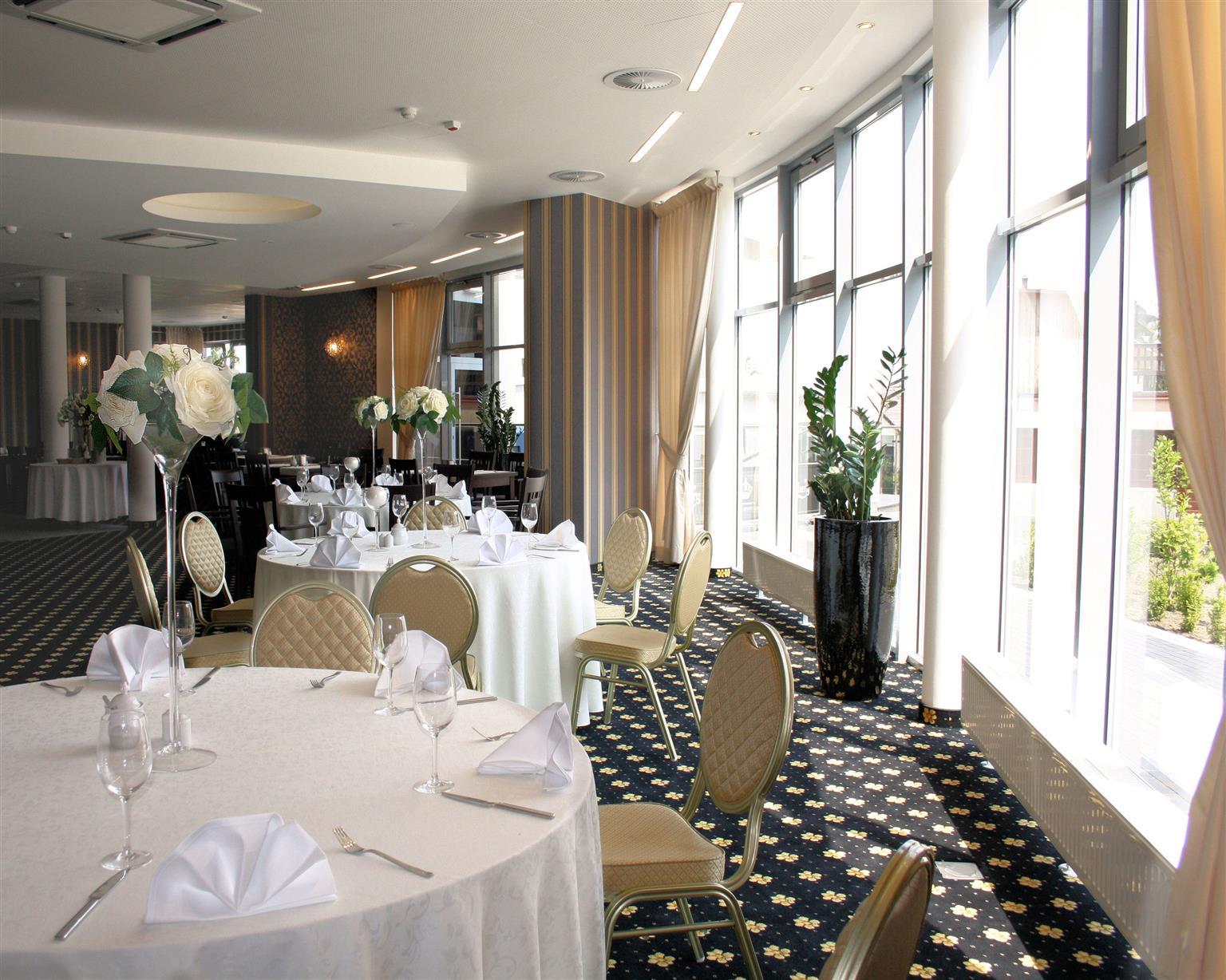 רומיה Hotel Business Faltom Gdynia מראה חיצוני תמונה