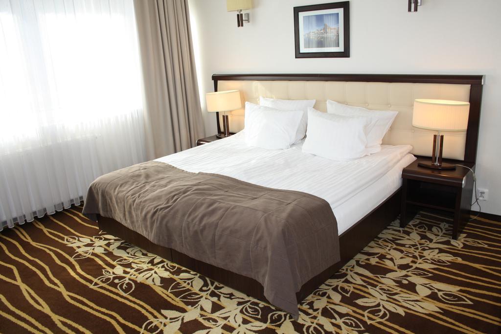 רומיה Hotel Business Faltom Gdynia מראה חיצוני תמונה